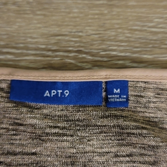 free with any purchase in a bundle TOP size M apt 9 - Picture 7 of 10